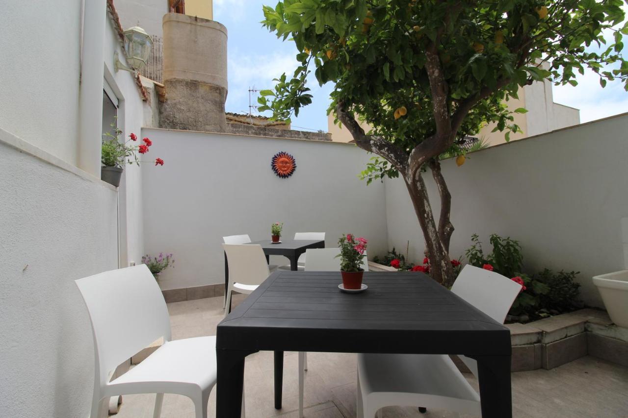 Bed & Breakfast Val Di Erice Valderice Buitenkant foto